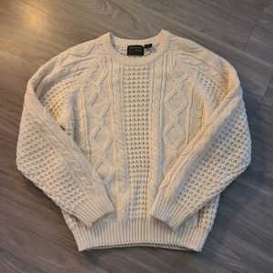VTG Brittany Bay Mens Size Medium Cable Knit Fisherman Sweater 100% Acrylic
